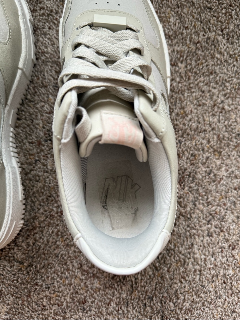 Women’s Casual Low-Top Sneakers in Light Sage and Light Pink - Picture 9 of 12